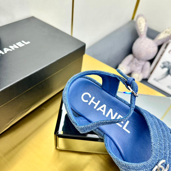 SANDALO IN GROSGRAIN IN TESSUTO BLU COBALTO