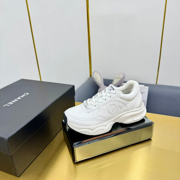DAD SNEAKER IN CAMOSCIO BIANCO E RETE TRASPIRANTE
