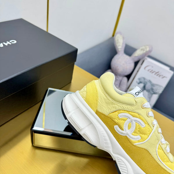 DAD SNEAKER IN AMBER YELLOW LAMBSKIN AND SUEDE