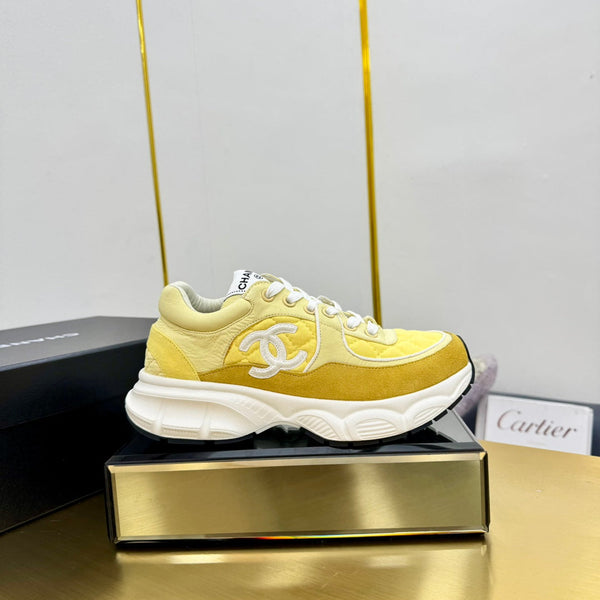 DAD SNEAKER IN AMBER YELLOW LAMBSKIN AND SUEDE