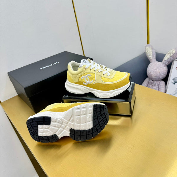 DAD SNEAKER IN AMBER YELLOW LAMBSKIN AND SUEDE