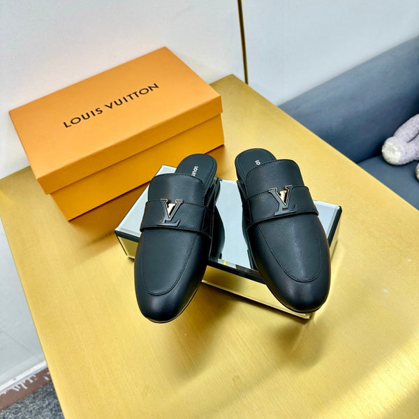 Mocassino LV 25C LV Capri con suola aperta in pelle di vacchetta nera 219928