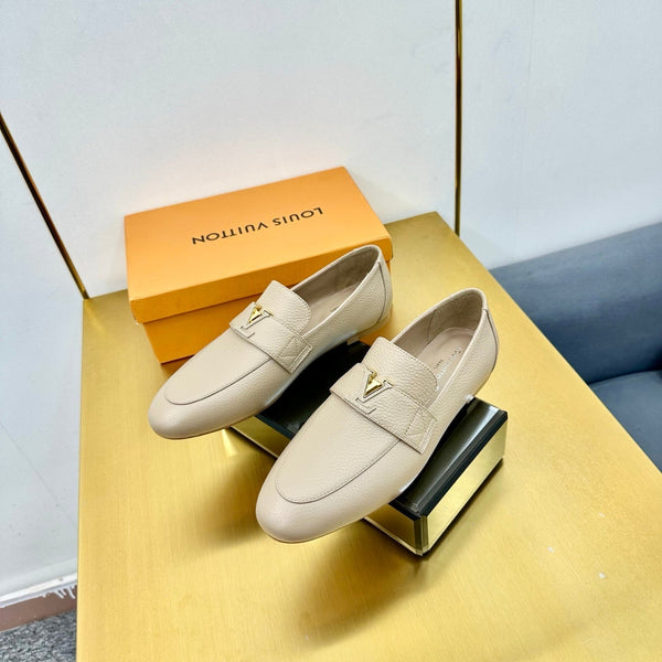 Mocassino Capri LV 25C in pelle di vacchetta rugosa color crema 219931