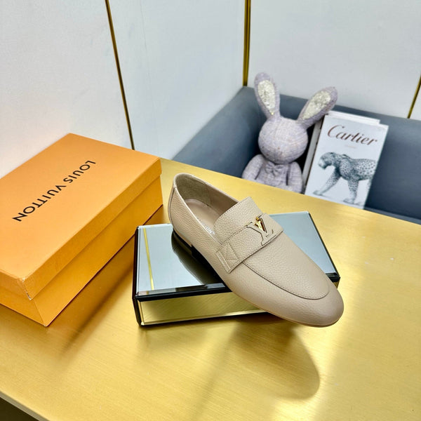 Mocassino Capri LV 25C in pelle di vacchetta rugosa color crema 219931