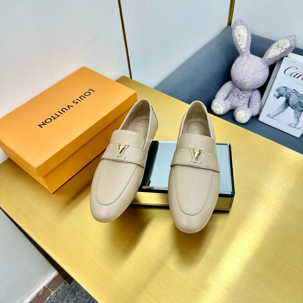 Mocassino Capri LV 25C in pelle di vacchetta rugosa color crema 219931