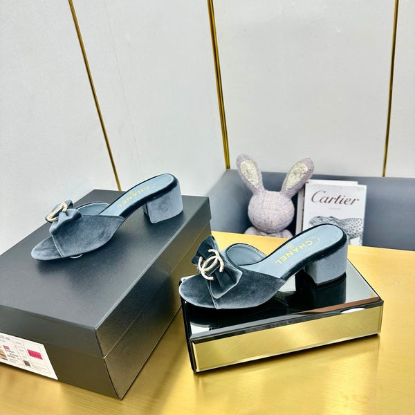 cc 25 bow mule sandal 50mm blue velvet 238474