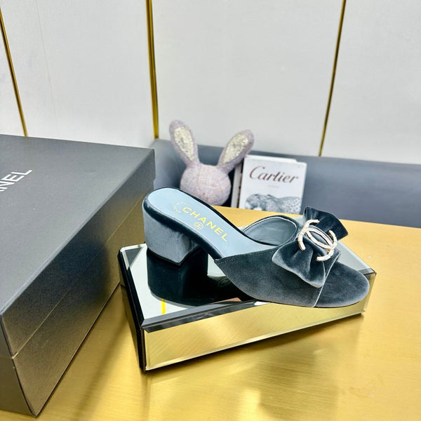 cc 25 bow mule sandal 50mm blue velvet 238474