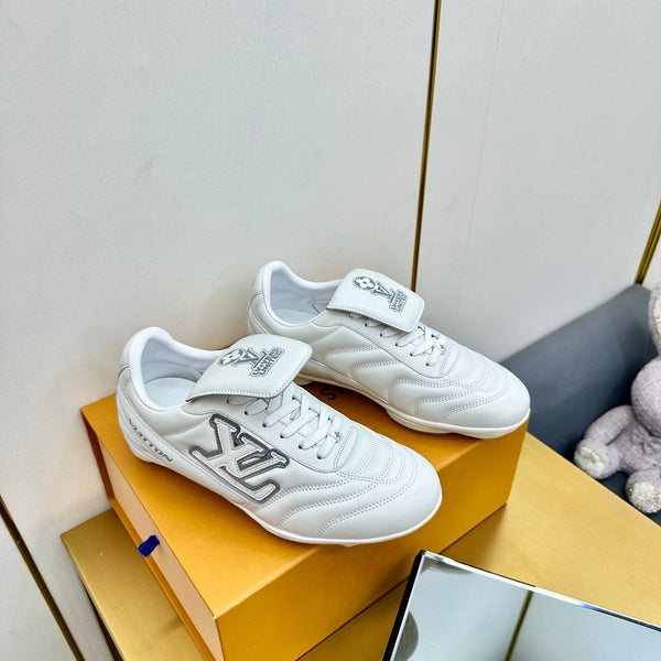 LV 25C Sneaker LV Footprint Soccer Blanc Cuir de Veau uni 219936