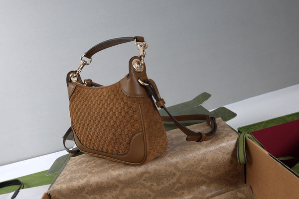 GG B Small Shoulder Bag 25cm Brown Suede