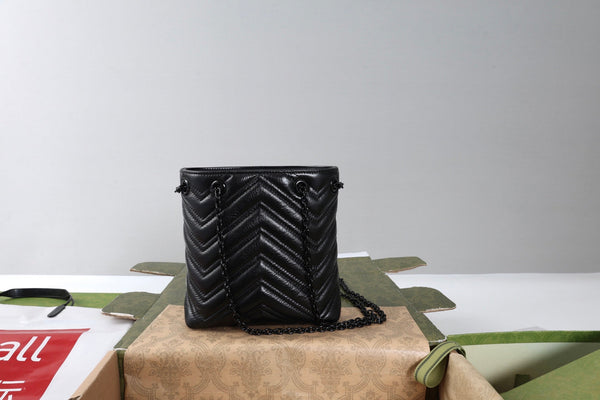 GG 26s Marmont Nano Bucket Bag Black 17cm Quilted Leather