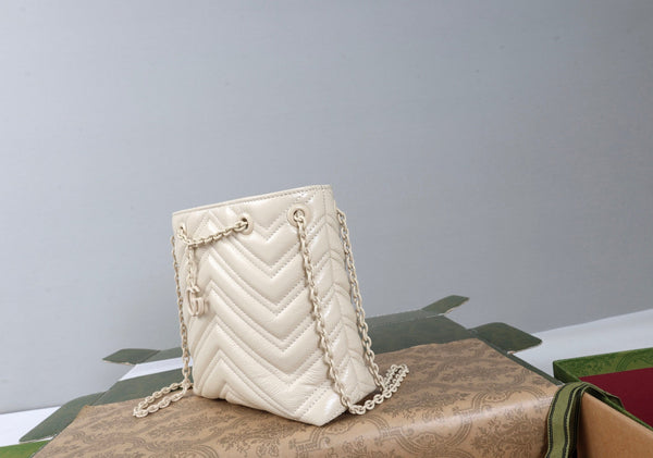 GG 26s Marmont Nano Bucket Bag 17cm Ivory Quilted Leather