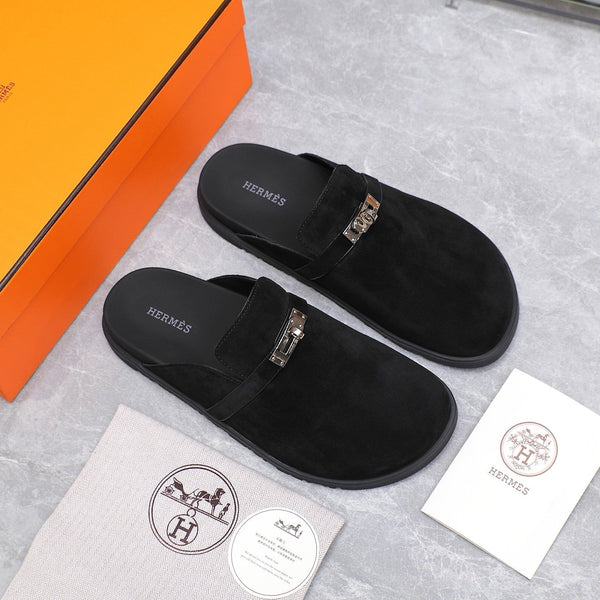 HM 25 Carlotta Mule in camoscio nero