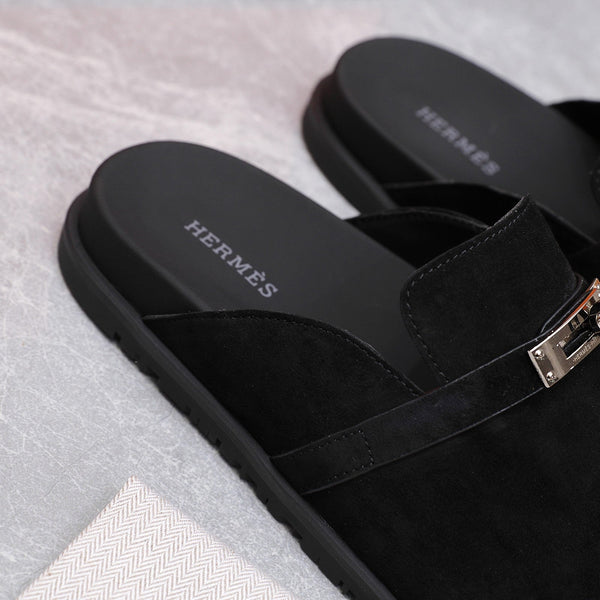 HM 25 Carlotta Mule in camoscio nero