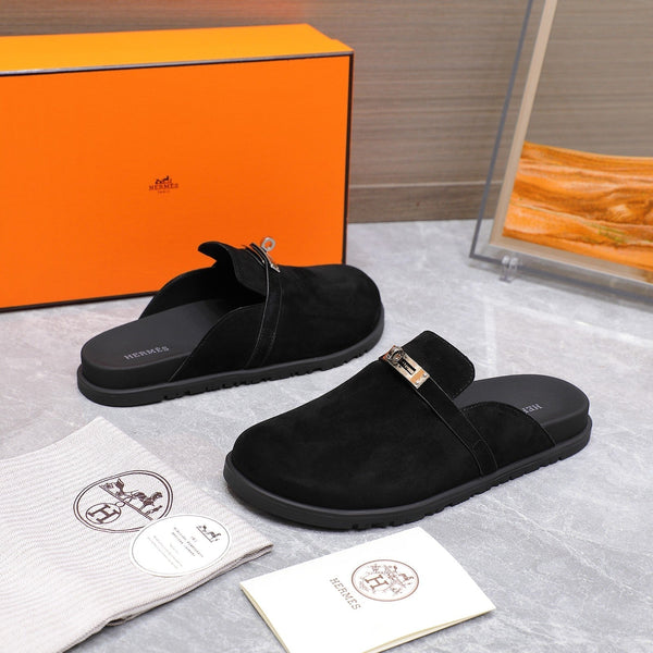 HM 25 Carlotta Mule in camoscio nero