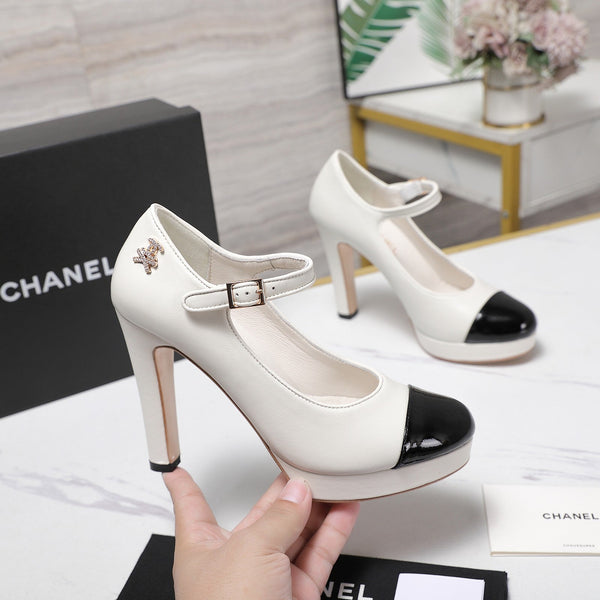 CC Buckle Platform Pumps 100mm White Lambskin 425879