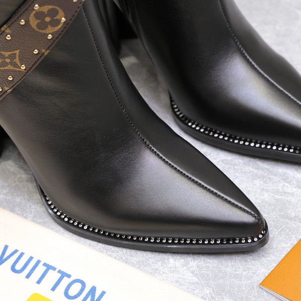 LV x Silhouette V-heel Pointed Toe Knight Long Boots 95mm Black Sheepskin 425685