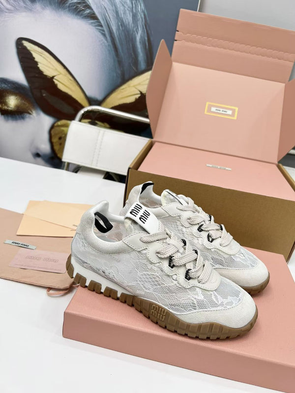 Miu TYRE Sneakers White Suede Lace 456325