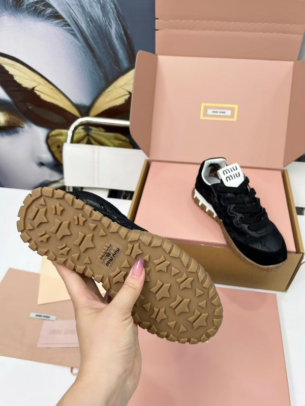 Miu TYRE Sneakers Black Suede Lace 456326