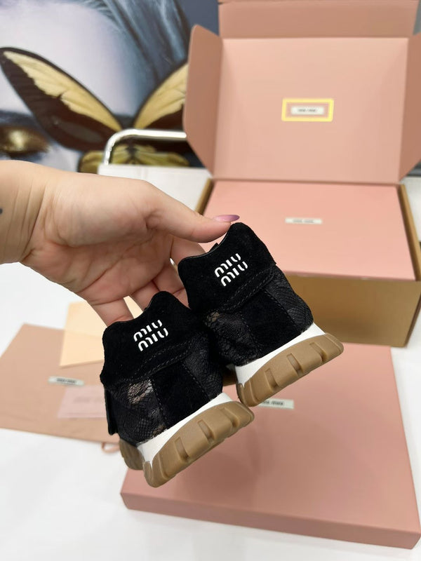 Miu Tyre Ballerina Shoes Black Suede Lace 456344