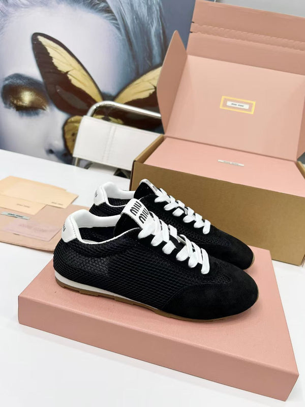 Miu Plume Sneakers Black Suede Lace 456348