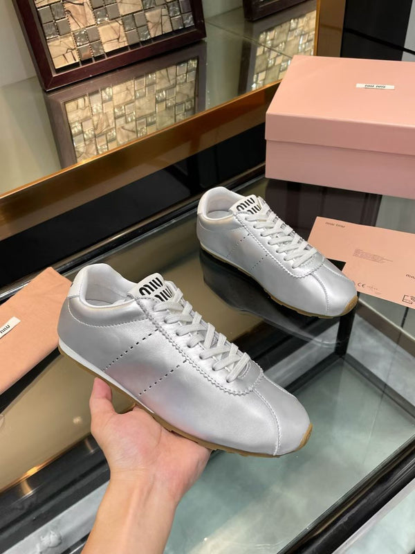 Miu Plume Sneakers Argento Pelle di Vacchetta 456350