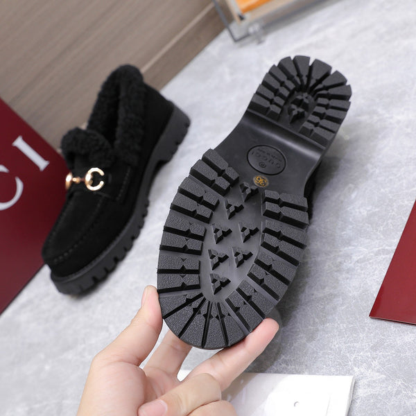 GG Women's Loafer Horsebit Black Suede Shearing 547326