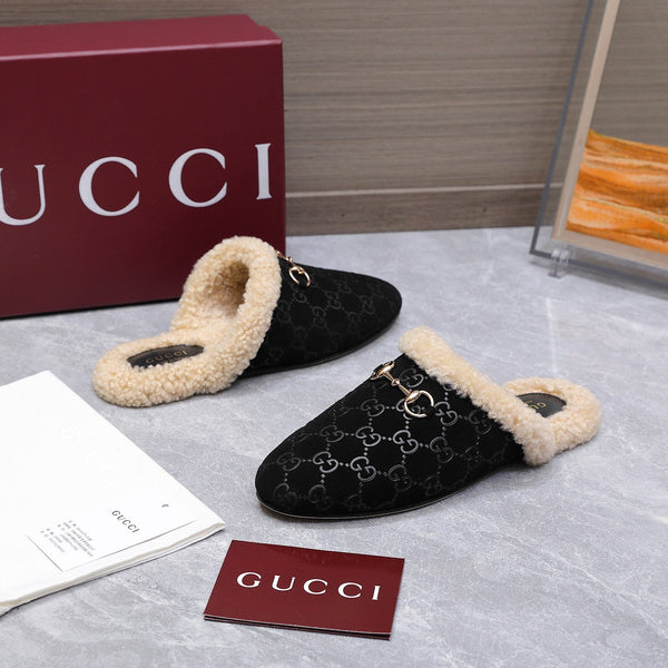 GG Horsebit Mules with Black Insole Suede Shearing 547331