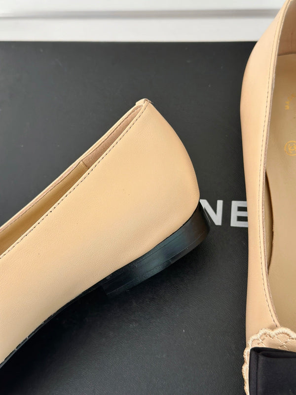 CC Ballet Flats Beige With Bow Lambskin