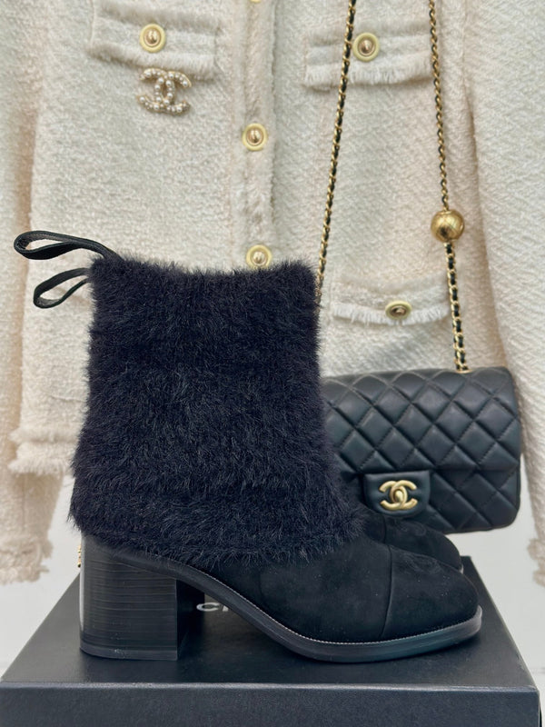 CC Short Boots 60mm Black Suede And Wool Yarn