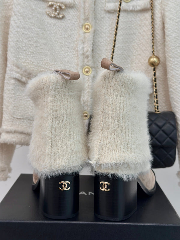 CC Short Boots 60mm Beige White Suede And Wool Yarn