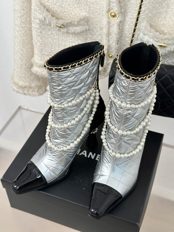 CC Short Boots 80mm Silver Wrinkled Quilted Calfskin