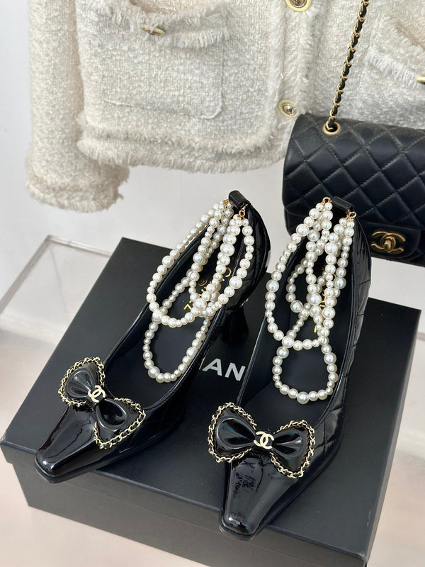 CC High Heels 80mm Black Bow Quilted Calfskin