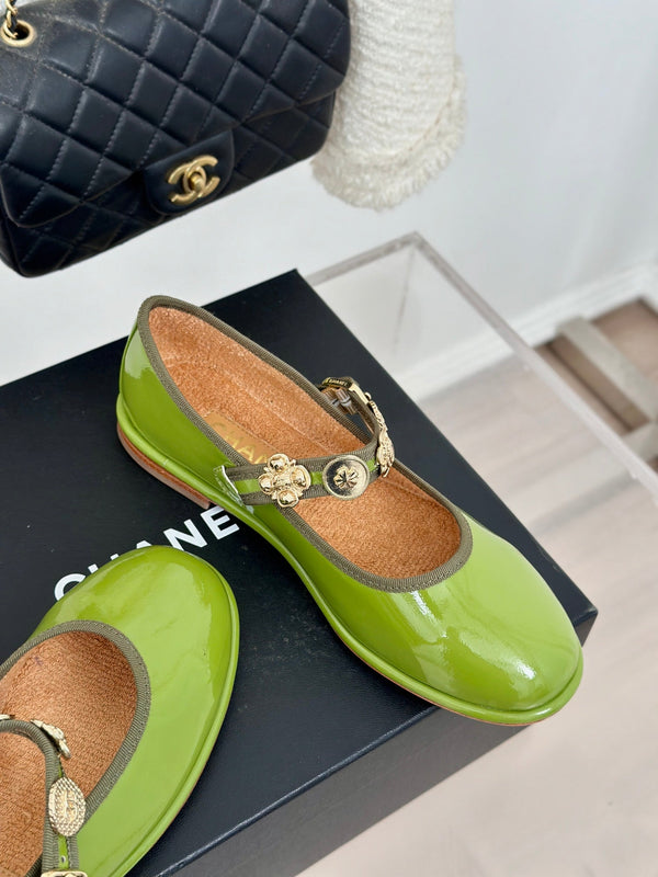 CC Mary Jane Glossy Young Green Cowhide And Lambskin