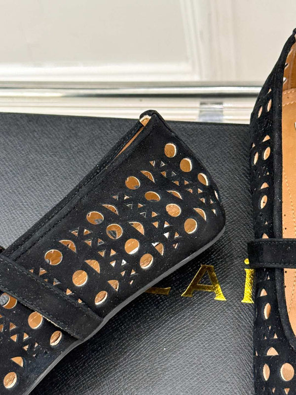 Alaia Women's Ballet Flat Black Suede 293217