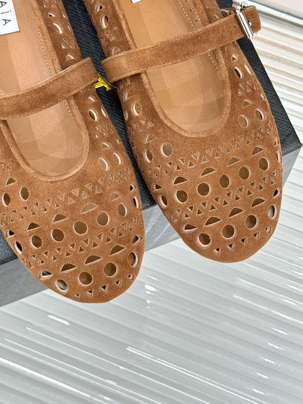 Alaia Women's Ballet Flat Brown Beige Suede 293222