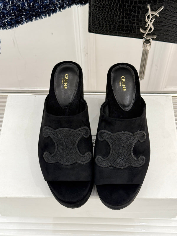 ELENA MULE IN BLACK VELVET