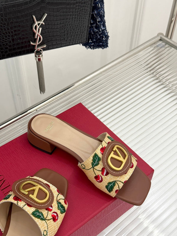 VT 25 Cherryfic Leather Trimmed Slides Brown Sheepskin 286505