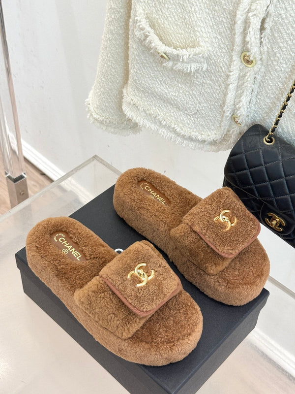 Chanel 25 Buckle Flip-up Thick-soled Slippers Brown Wool 465384
