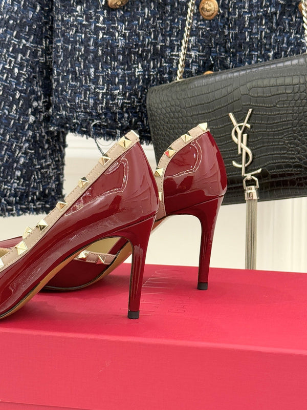 Escarpins Valentino Rockstud Cuir Verni Bordeaux 643001