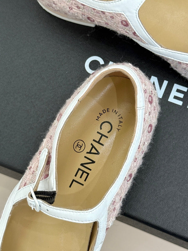 CC 26s Square-Toe Mary Jane Shoes Pink White Tweed Leather 920422
