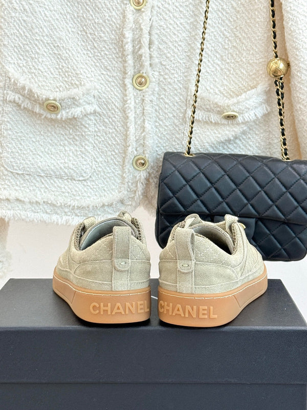 CC Casual Sports Shoes Taupe Diamond Pattern Suede 920477
