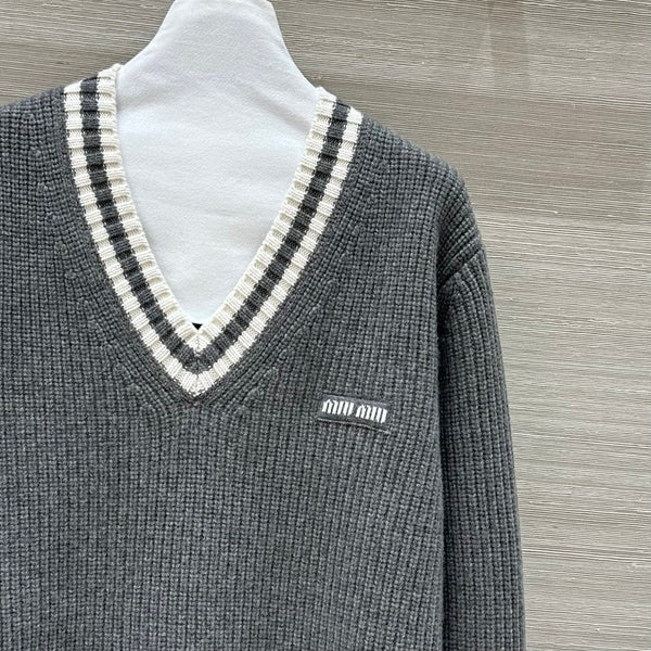 Miumiu V-neck knitted top Gray Cashmere