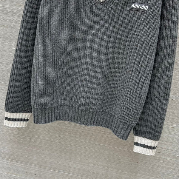 Miumiu V-neck knitted top Gray Cashmere