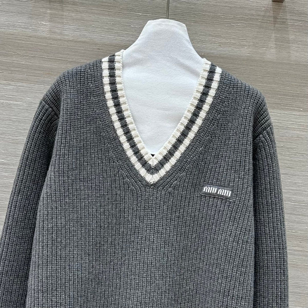 Miumiu V-neck knitted top Gray Cashmere