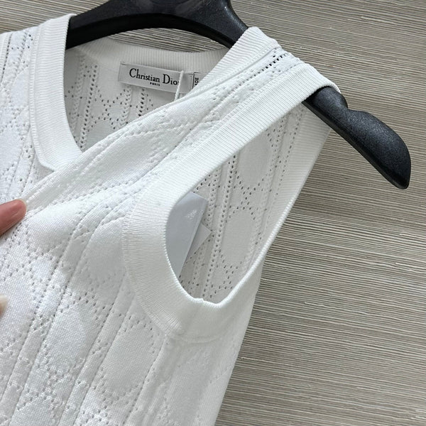 CD 25 Hollow Knitted Vest White Silk Wool