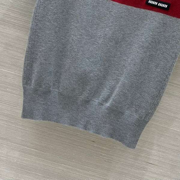 Miu Miu 25 Polo Collar Maglia a maniche corte Grigio rosso Tencel