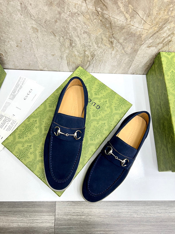 Mocassini Jordaan da uomo GG in pelle scamosciata blu navy 555996