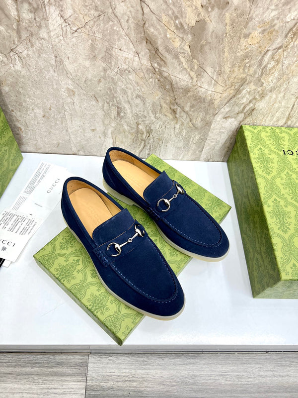 Mocassini Jordaan da uomo GG in pelle scamosciata blu navy 555996