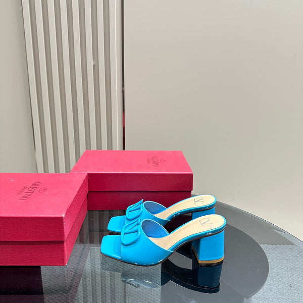 Vogo Signature High Shine Open Toe Sandals In Blue Glossy Lambskin 839817