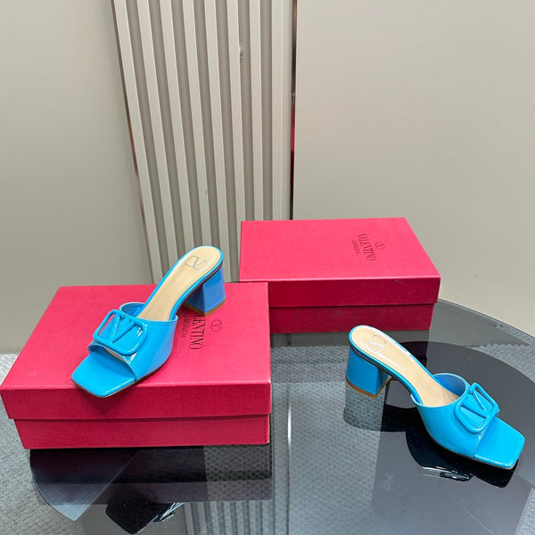 Vogo Signature High Shine Open Toe Sandals In Blue Glossy Lambskin 839817